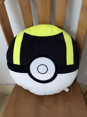 Großes Plüsch Pokéball Kissen Ca. 40x40cm 2 Großes Plüsch Pokéball Kissen Ca. 40x40cm – Bild 2