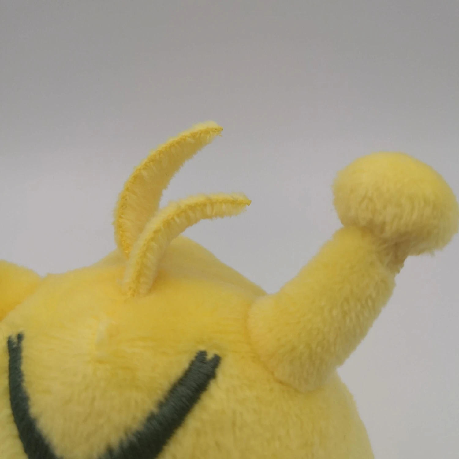 Elektek Eleboo Plüsch Pokemon (ca. 13cm) 4 Elektek Eleboo Plüsch Pokemon (ca. 13cm) – Bild 4