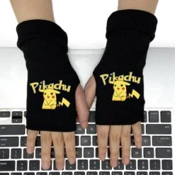 Pokemon Handschuhe - Verschiedene Motive & Farben 23 Pokemon Handschuhe - Verschiedene Motive & Farben -Pkm.store-verkäufe product image 1664987343