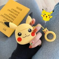 Pikachu Airpods Cases Pokemon Evoli, Schiggy, Pikachu Uvm. -Pkm.store-verkäufe product image 1747435506